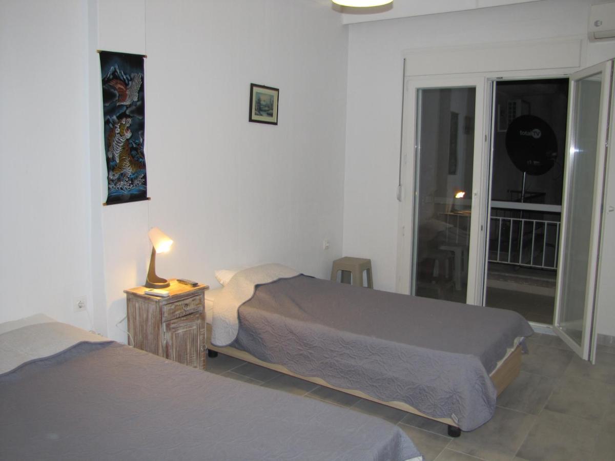 Kostas' House Apartment Hanioti Bagian luar foto
