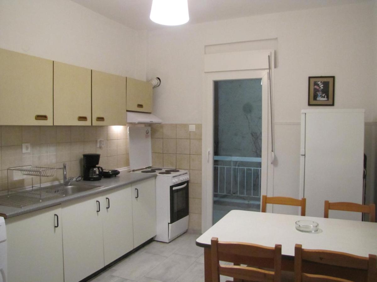 Kostas' House Apartment Hanioti Bagian luar foto