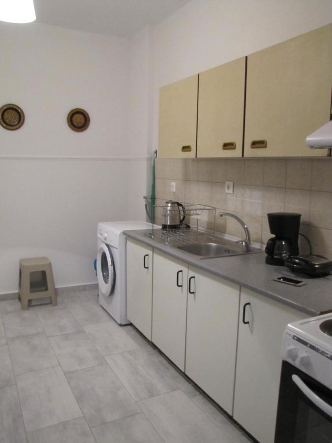Kostas' House Apartment Hanioti Bagian luar foto