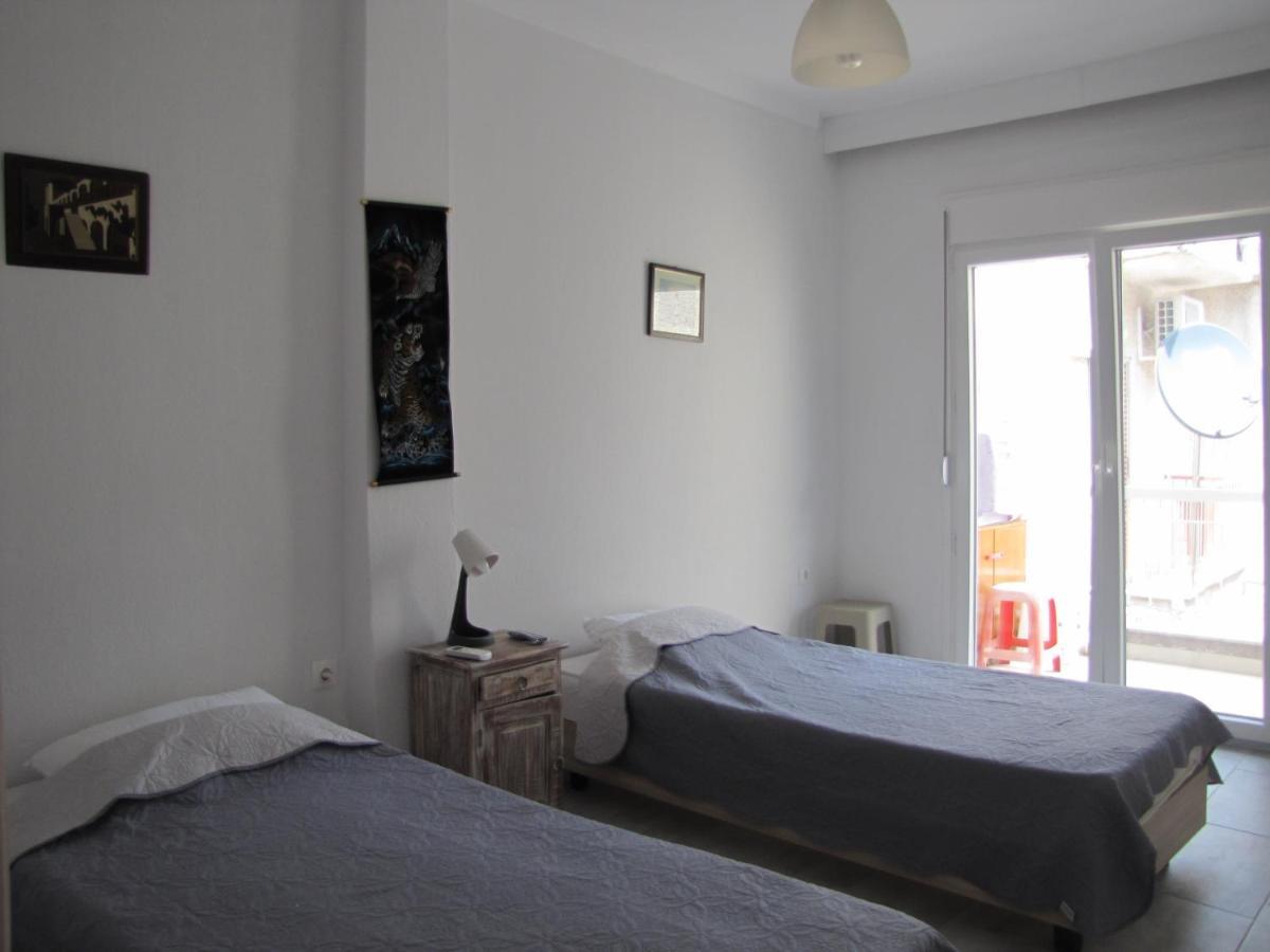 Kostas' House Apartment Hanioti Bagian luar foto