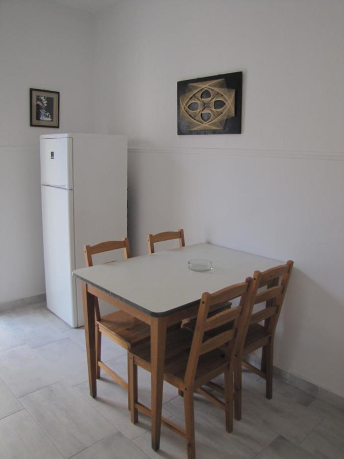 Kostas' House Apartment Hanioti Bagian luar foto